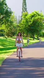 1750621675971.webm